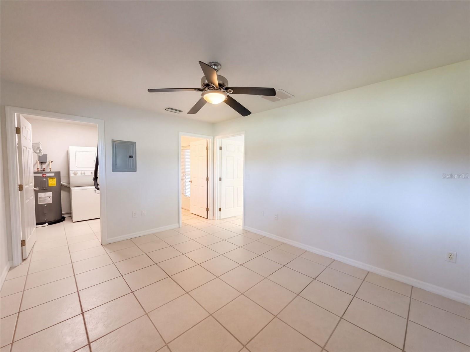 3705 MALEC CIR — photo 26