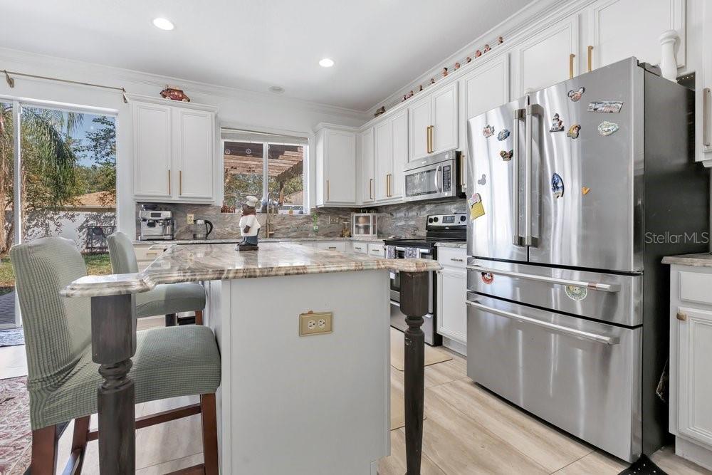 Home in RIVERVIEW — photo 10