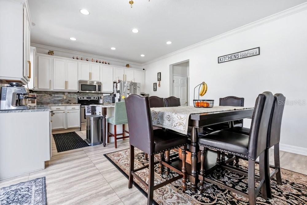 Home in RIVERVIEW — photo 7