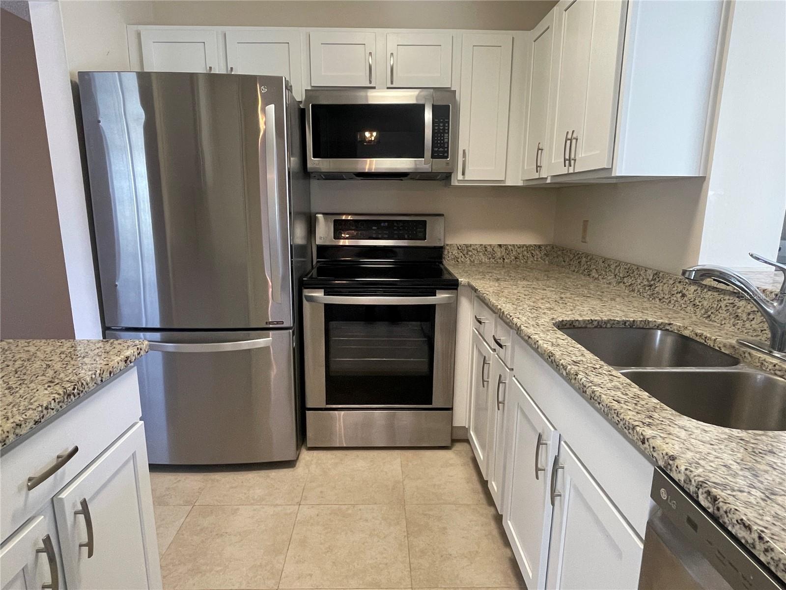 2232 GRENADIER DR #25 — photo 7