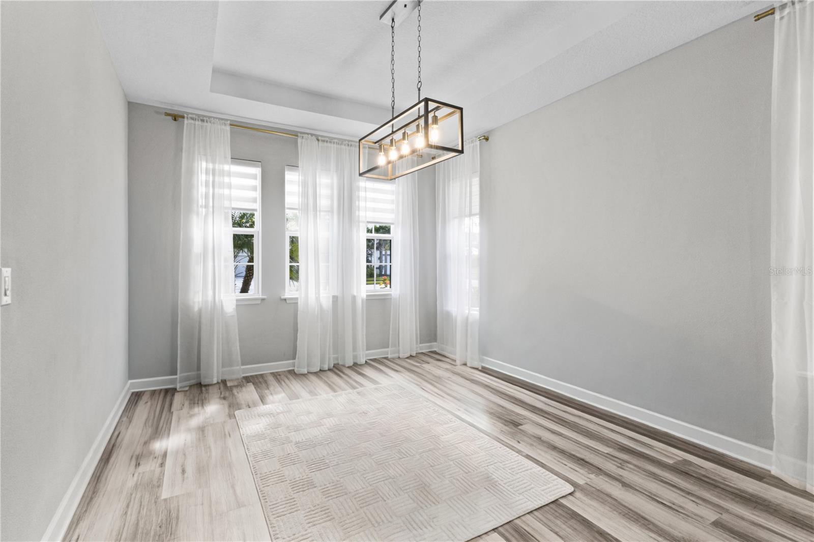 9113 LUNA LN — photo 10