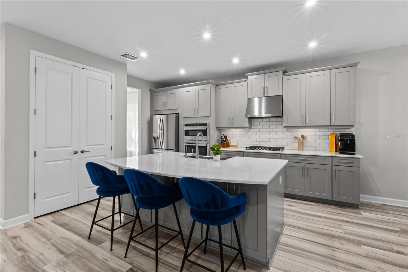 9113 LUNA LN — photo 16