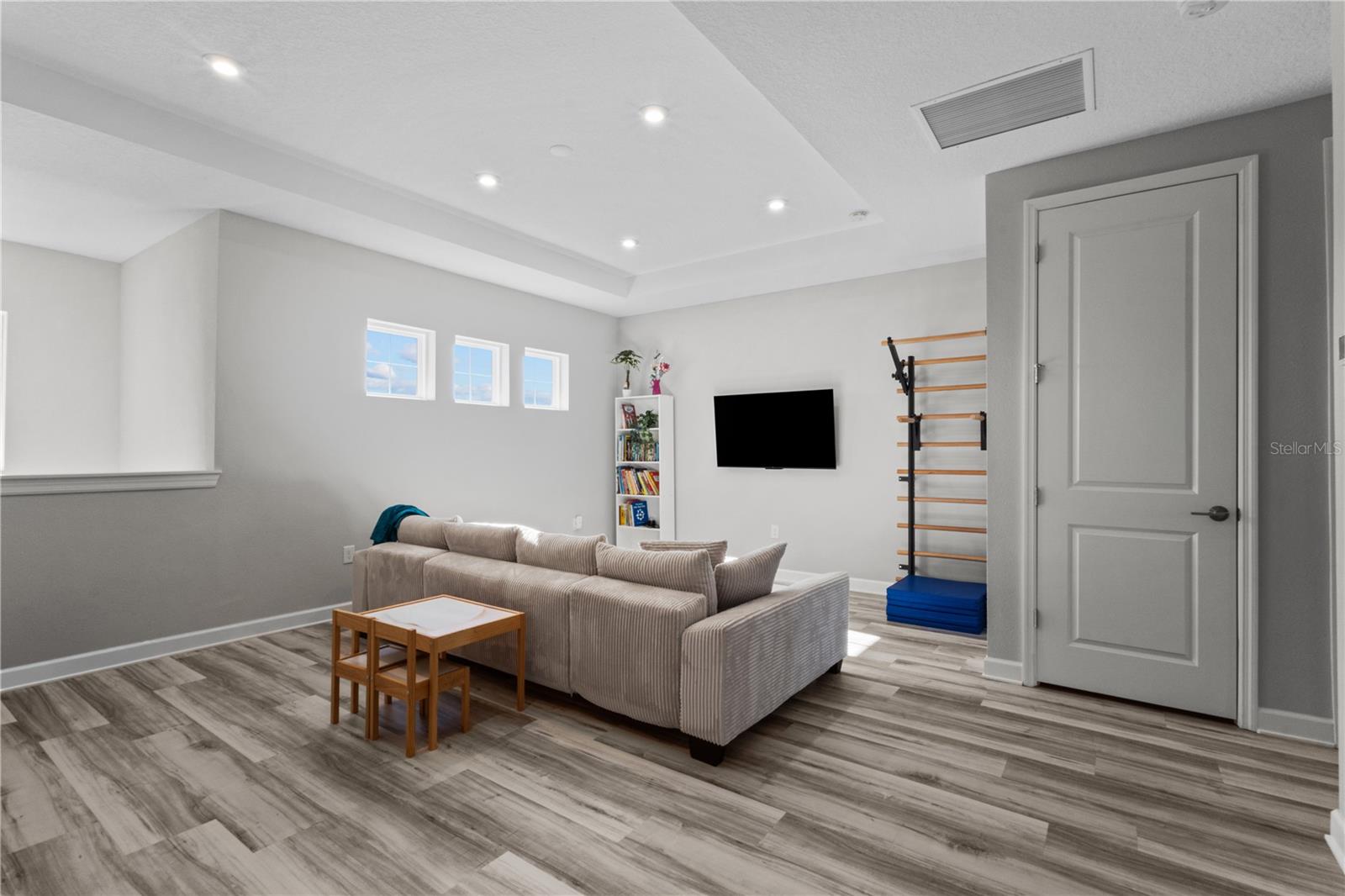 9113 LUNA LN — photo 27