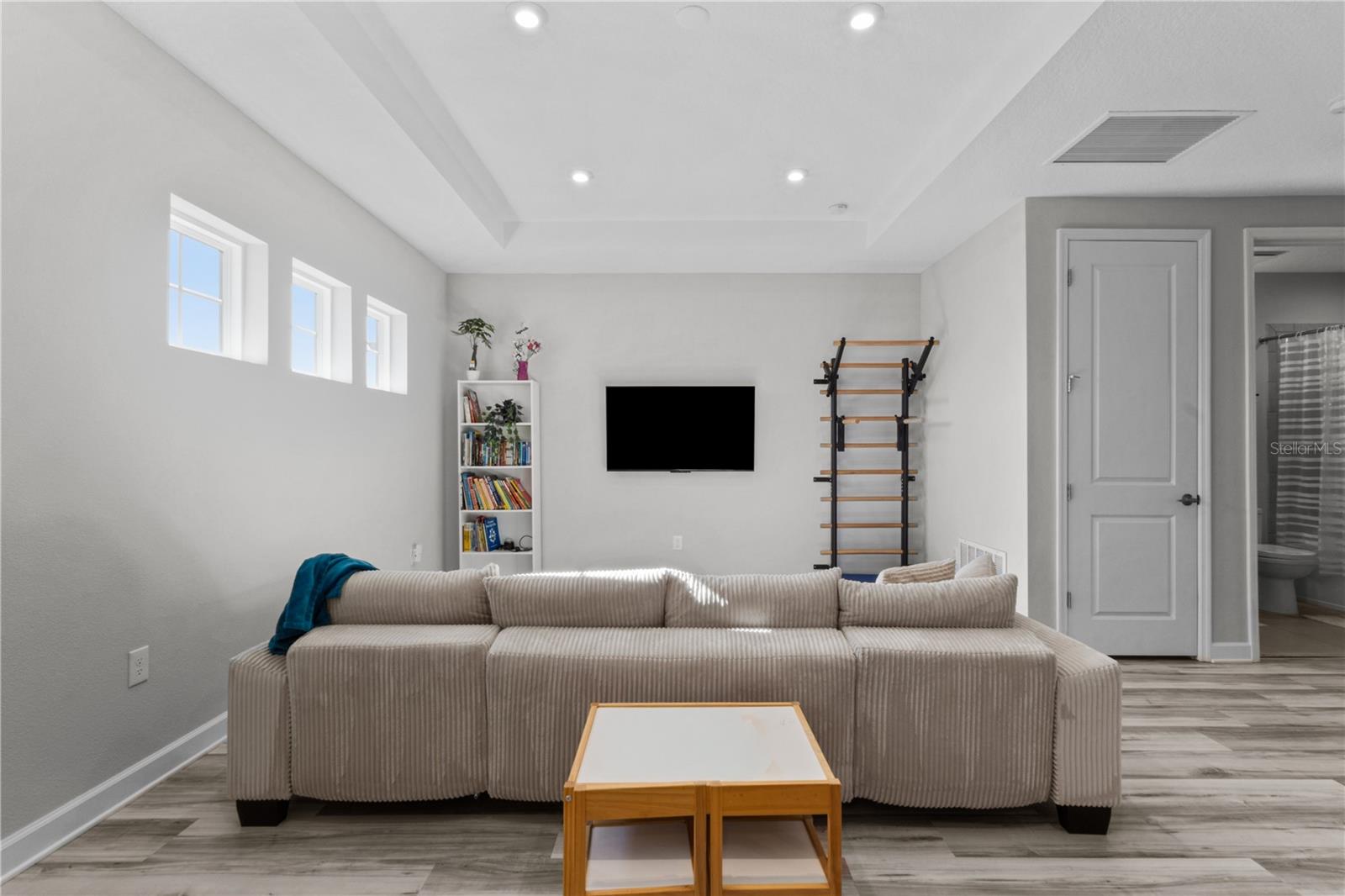 9113 LUNA LN — photo 30