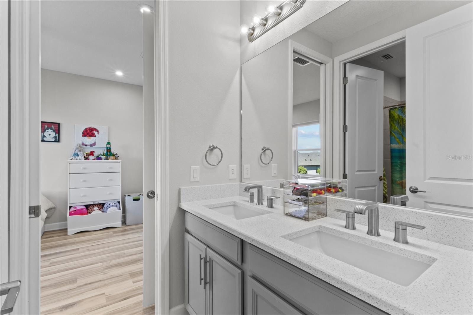 9113 LUNA LN — photo 43