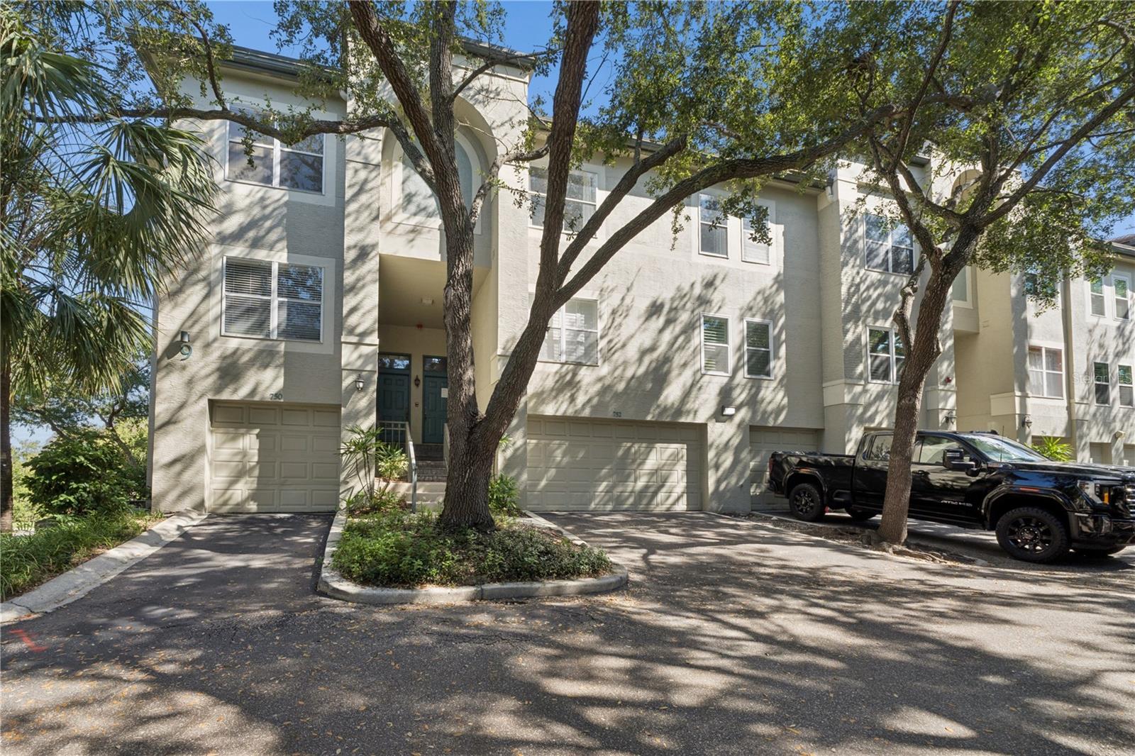 752 CORAL REEF DR — photo 6