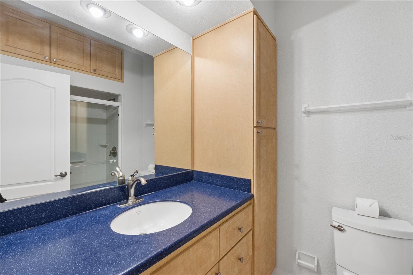 752 CORAL REEF DR — photo 32