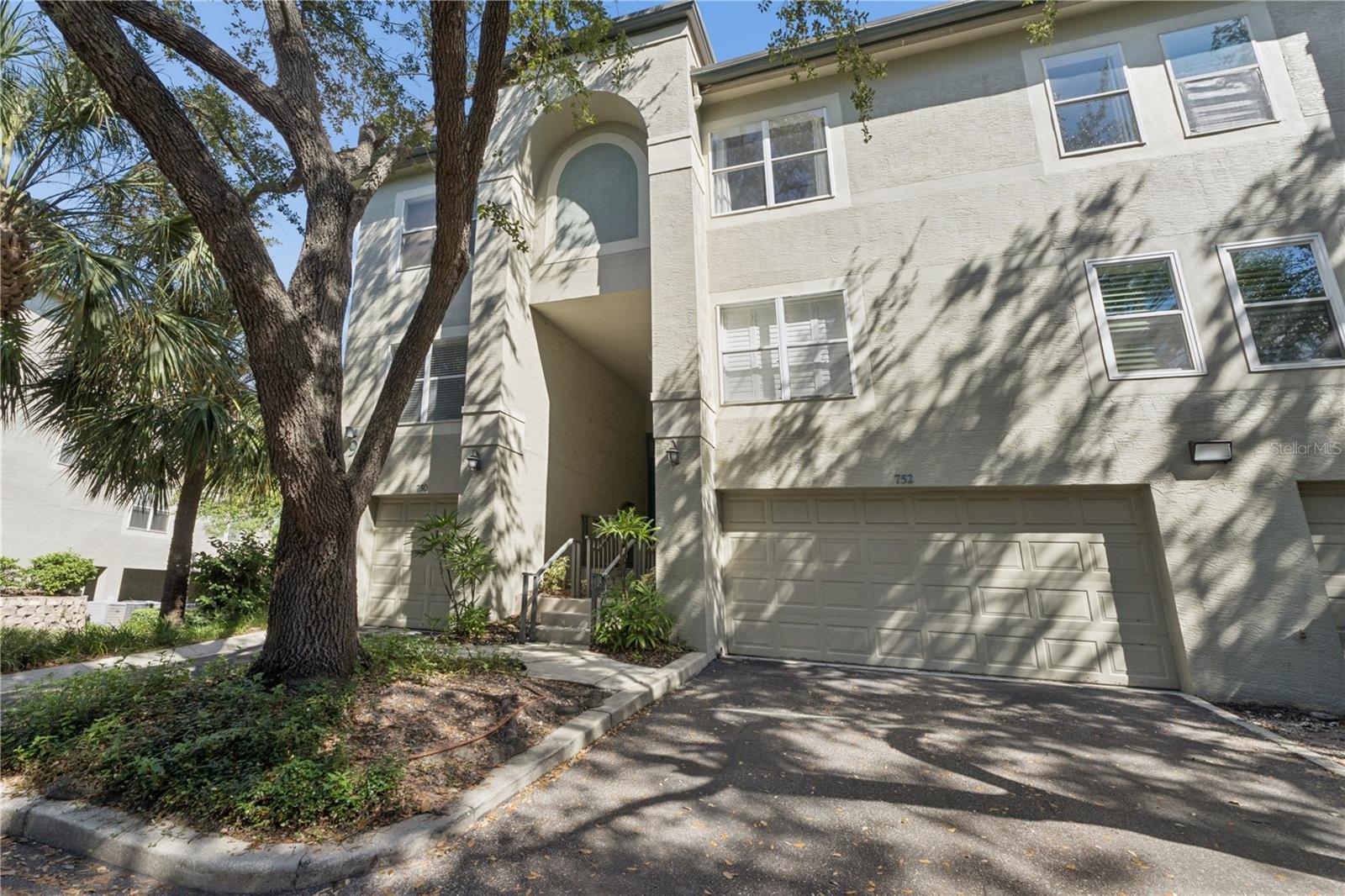 752 CORAL REEF DR — photo 5