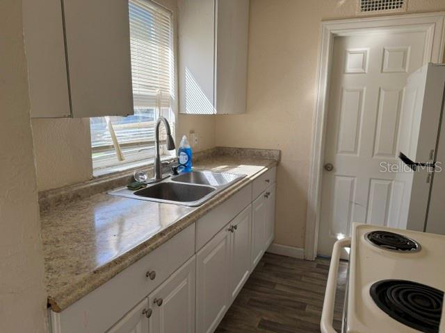 1721 GRANVILLE CT S — photo 5