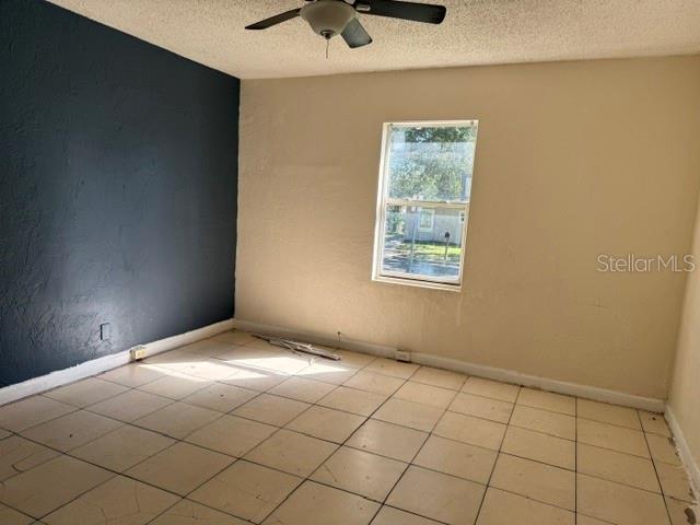 1721 GRANVILLE CT S — photo 4