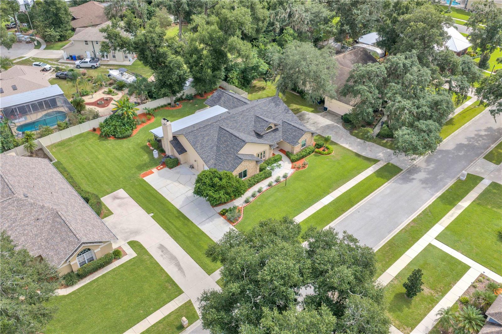 2421 OAK LANDING DR — photo 33
