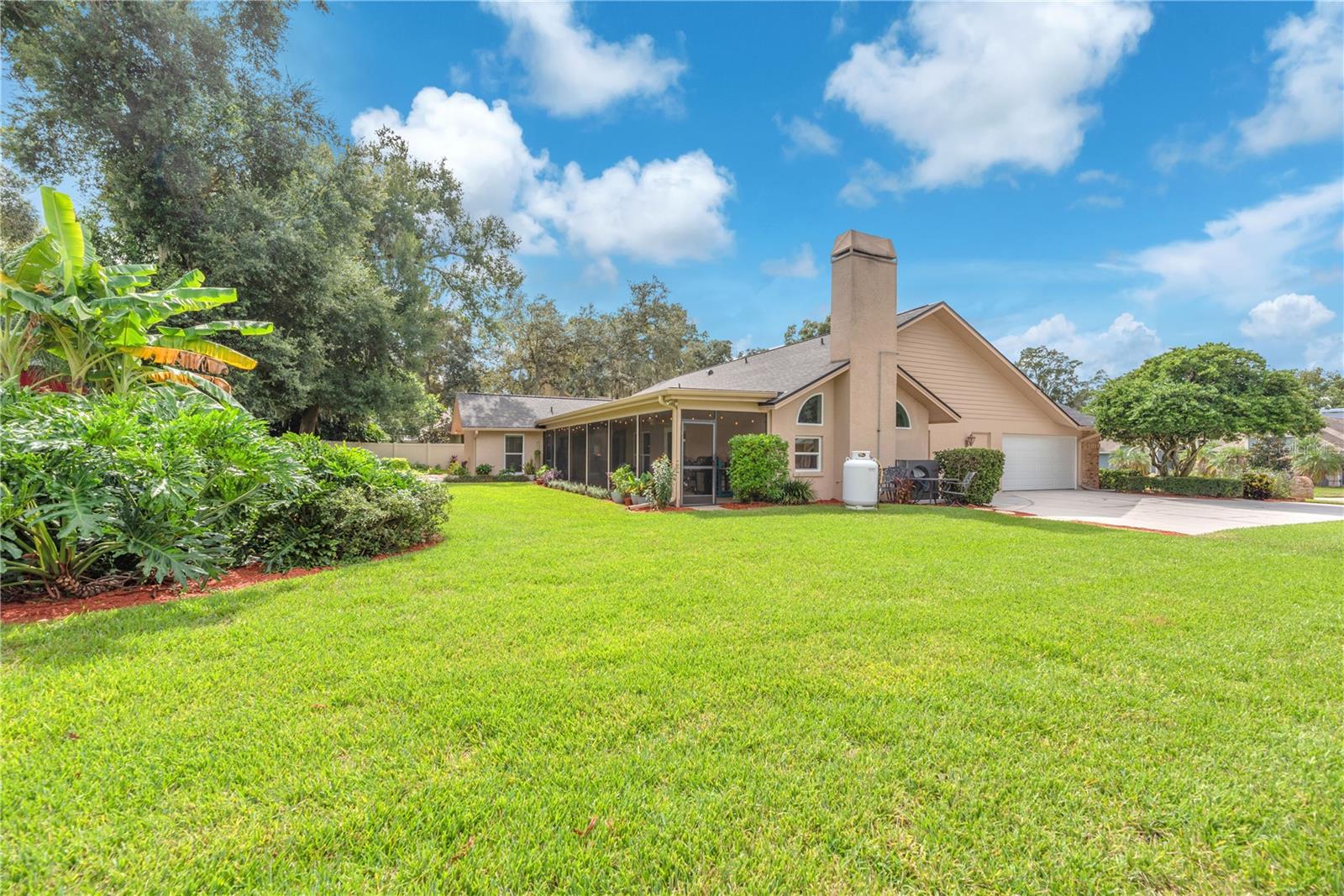 2421 OAK LANDING DR — photo 29
