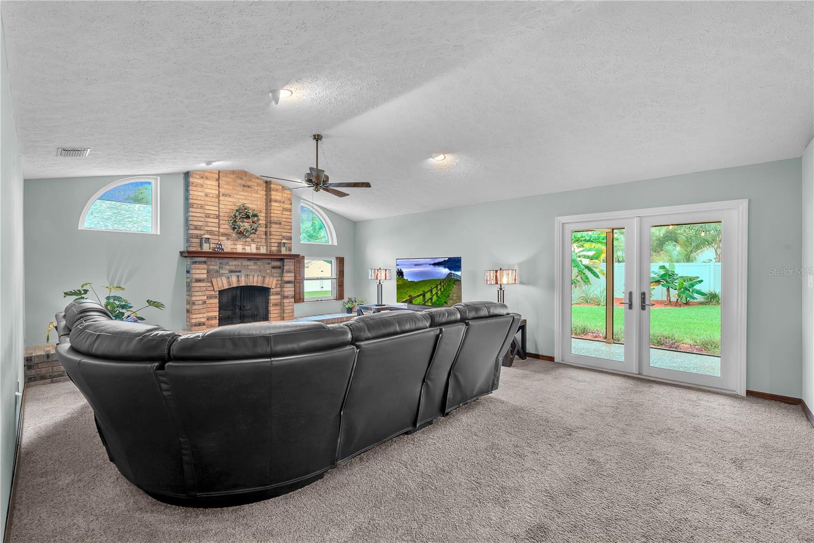 2421 OAK LANDING DR — photo 11