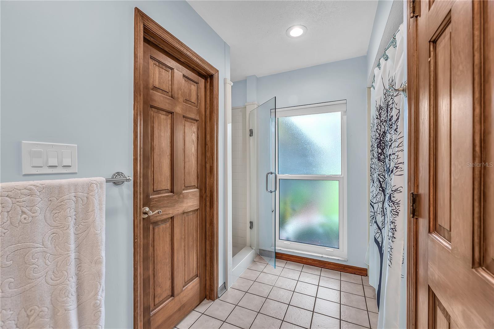 2421 OAK LANDING DR — photo 20