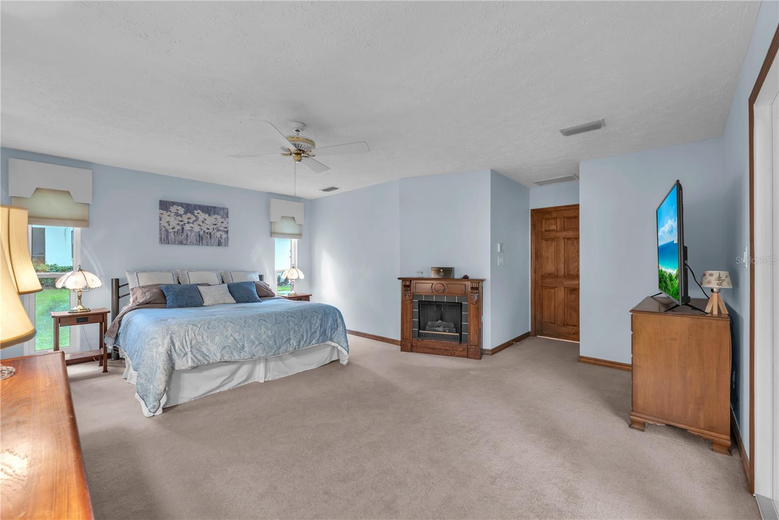 2421 OAK LANDING DR — photo 17