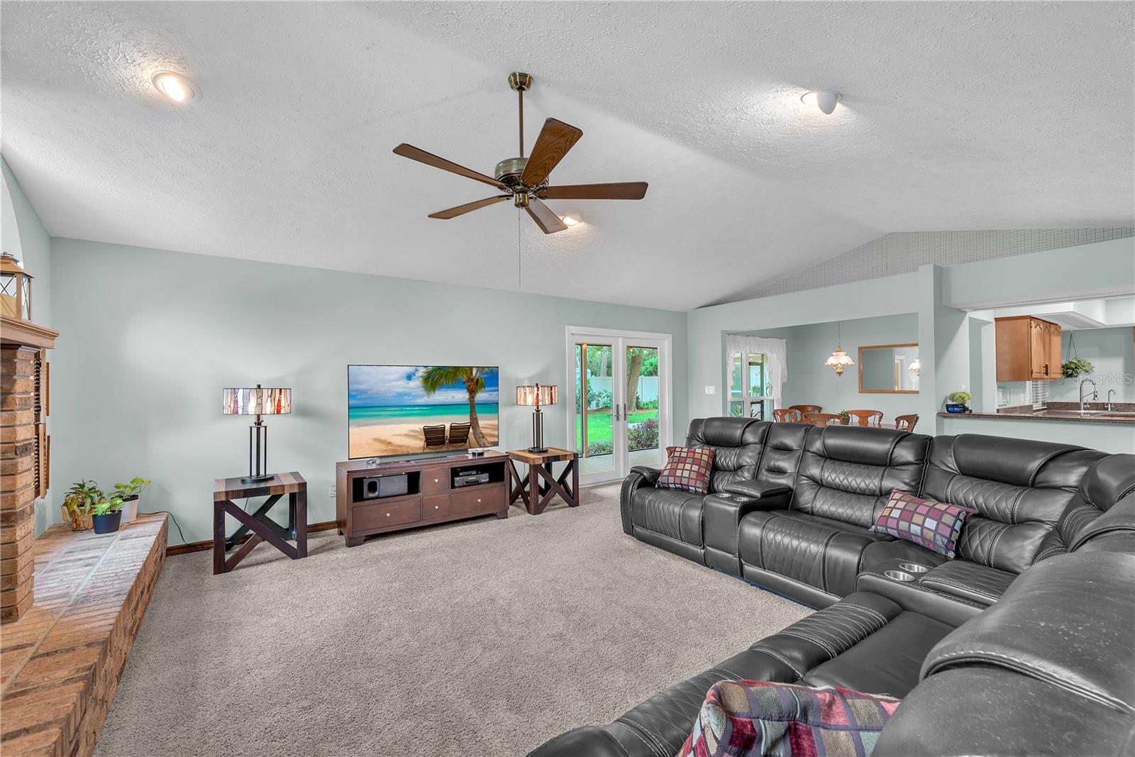 2421 OAK LANDING DR — photo 12
