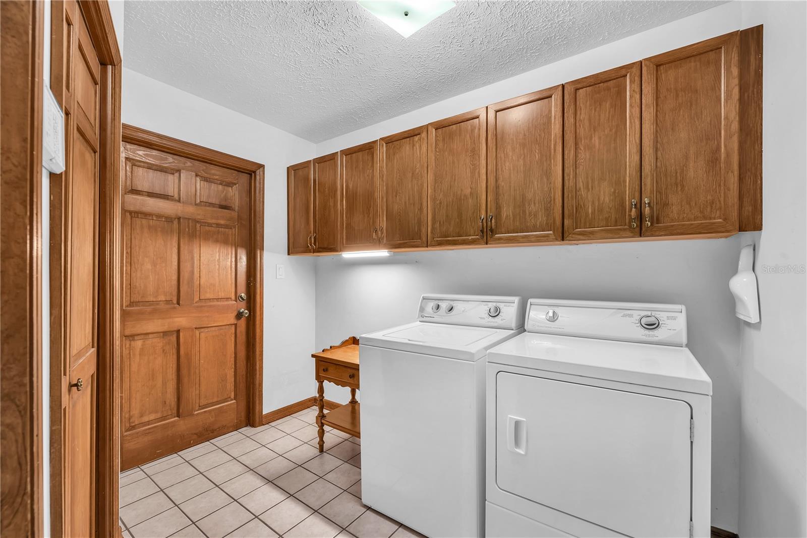 2421 OAK LANDING DR — photo 26