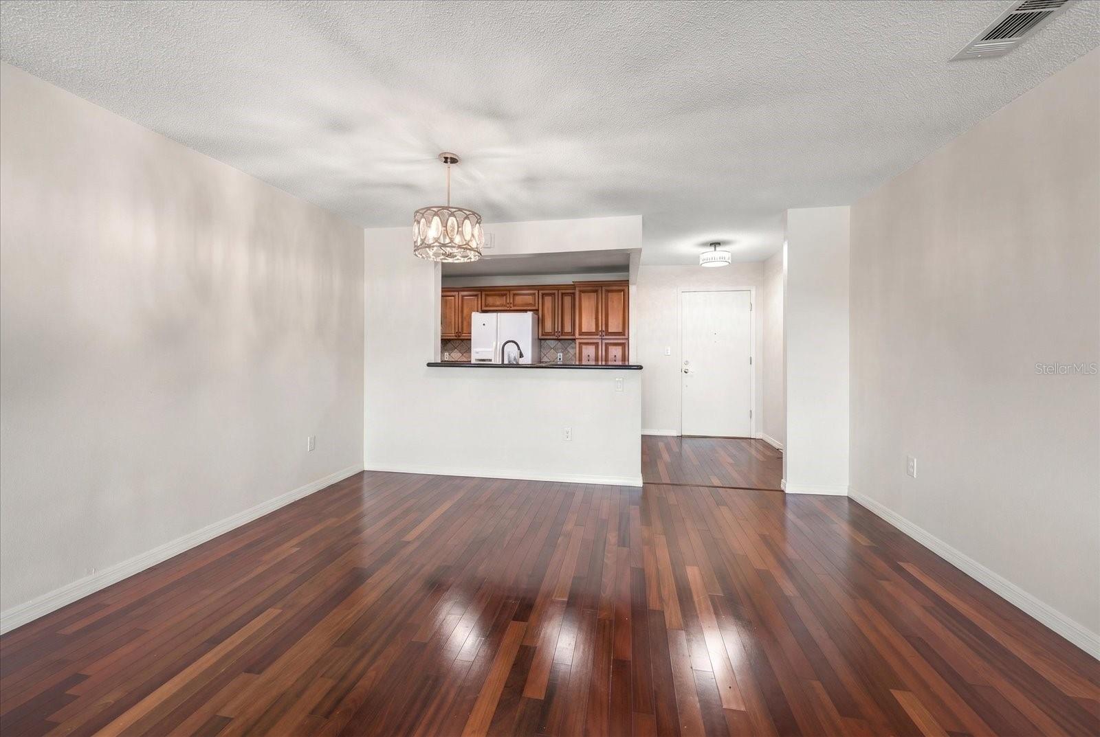 100 BLUFF VIEW DR #506C — photo 33