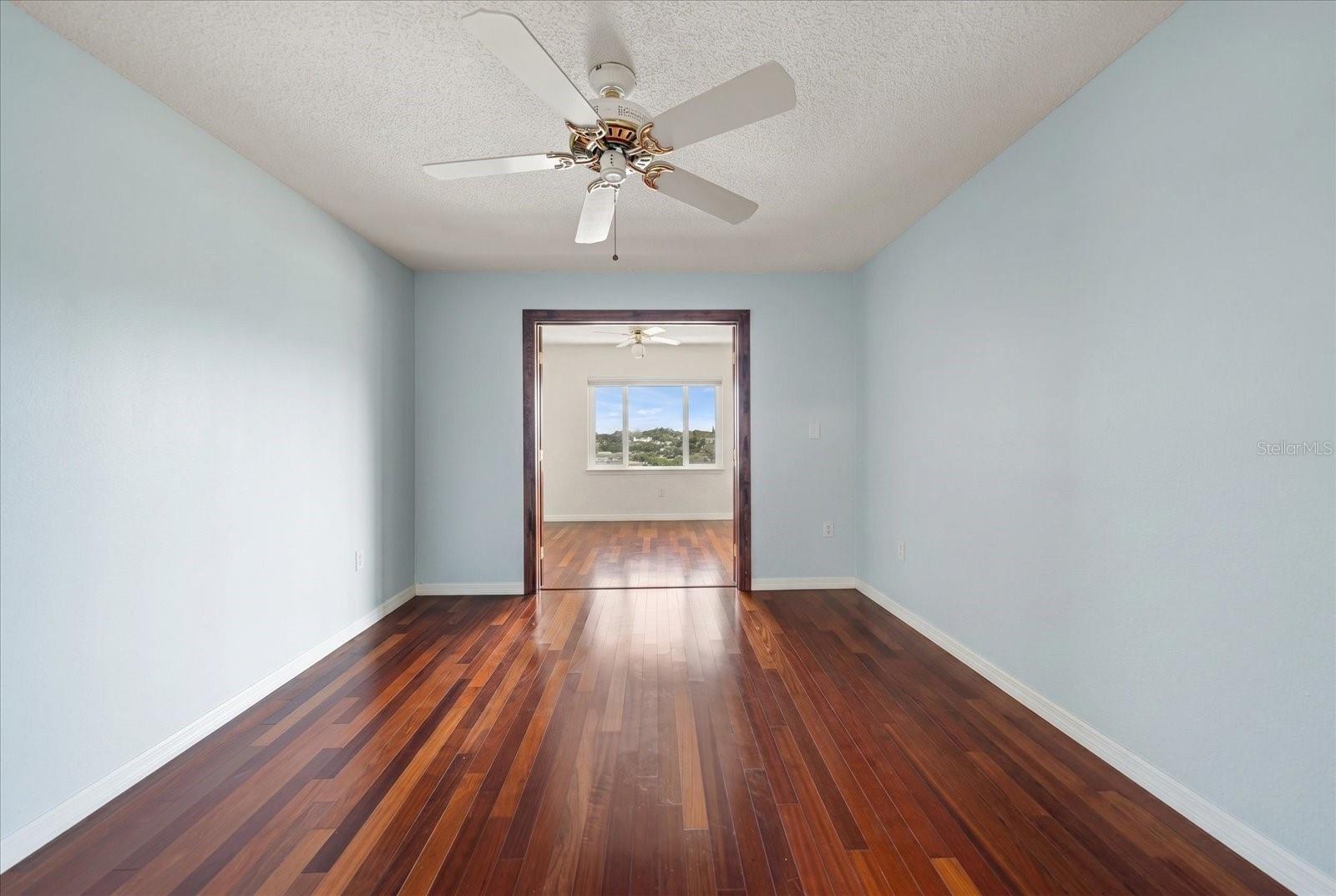 100 BLUFF VIEW DR #506C — photo 17