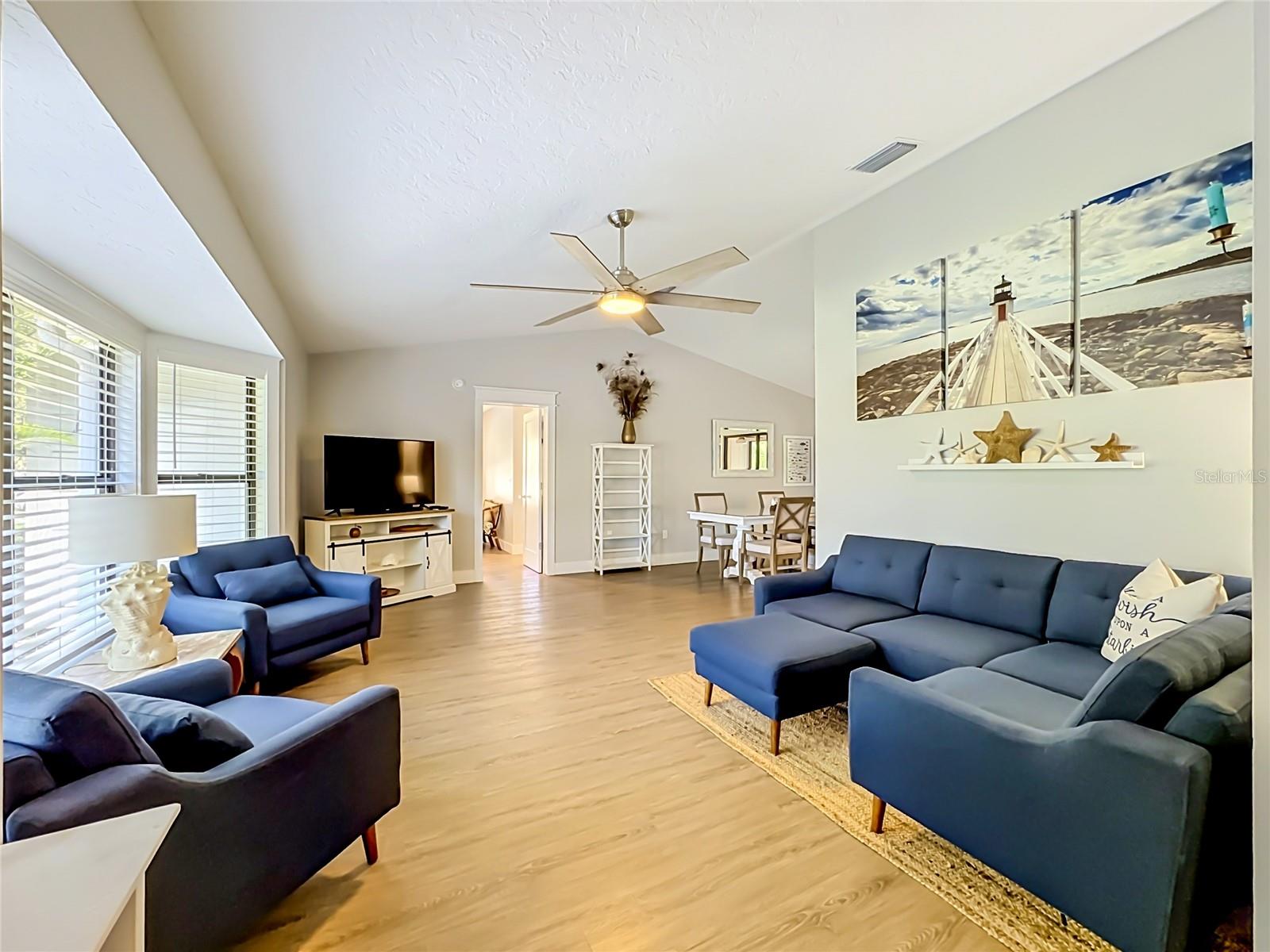 1115 MILL RUN E — photo 10