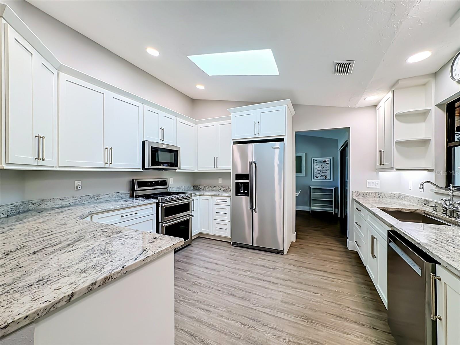1115 MILL RUN E — photo 17