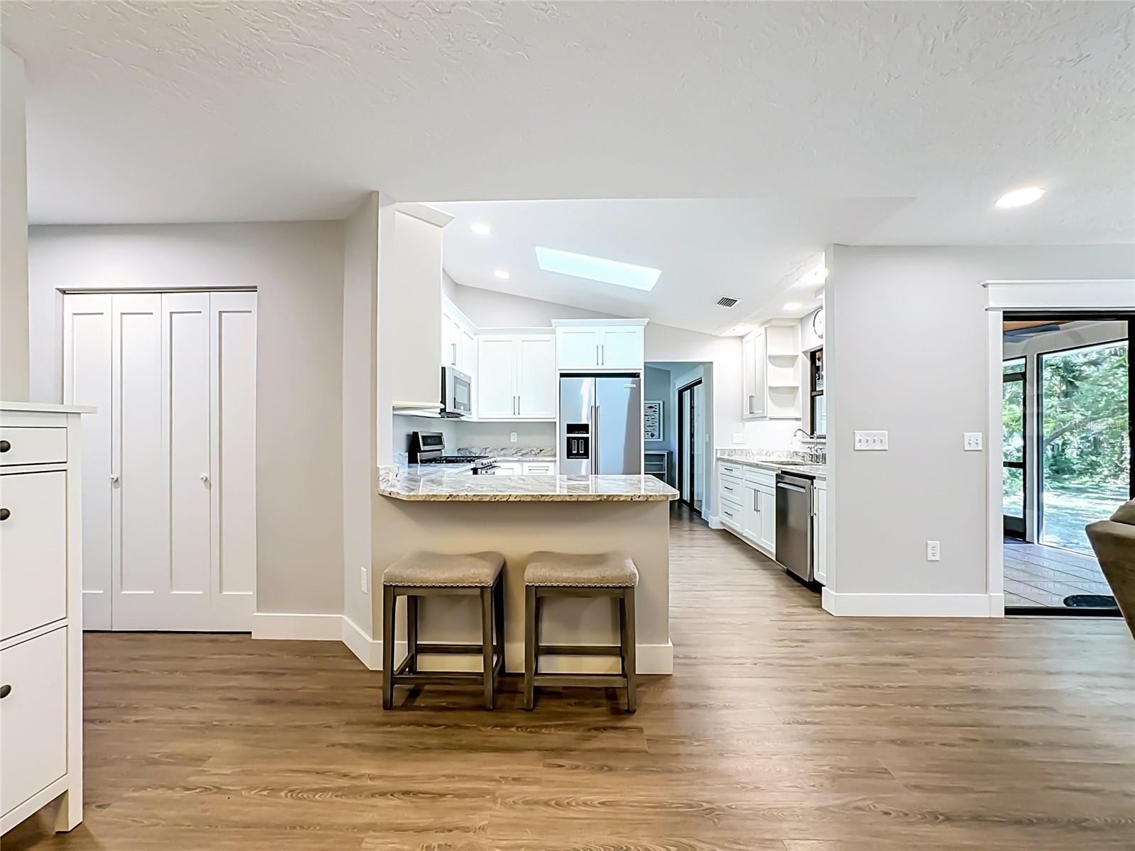 1115 MILL RUN E — photo 15