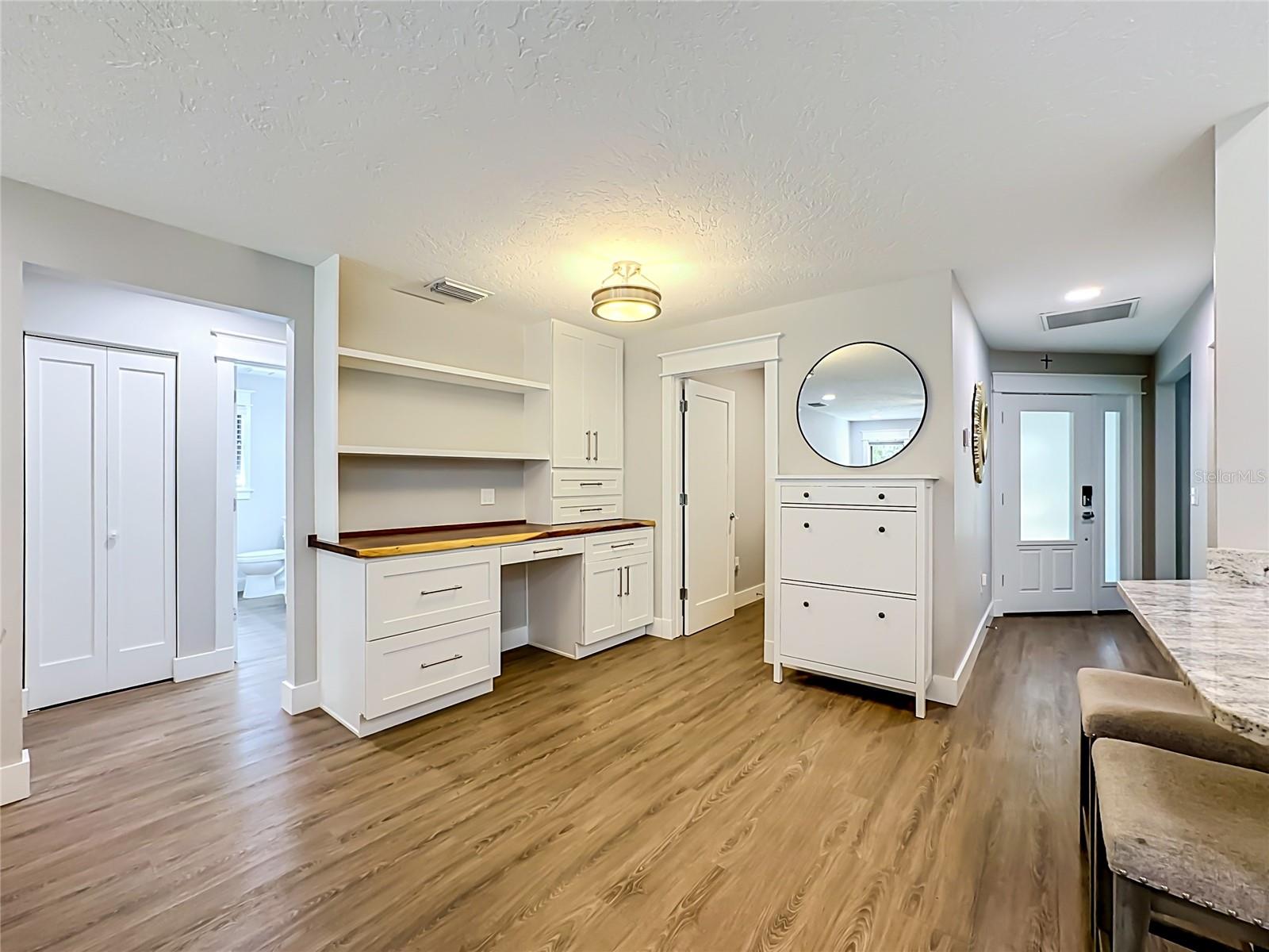 1115 MILL RUN E — photo 16