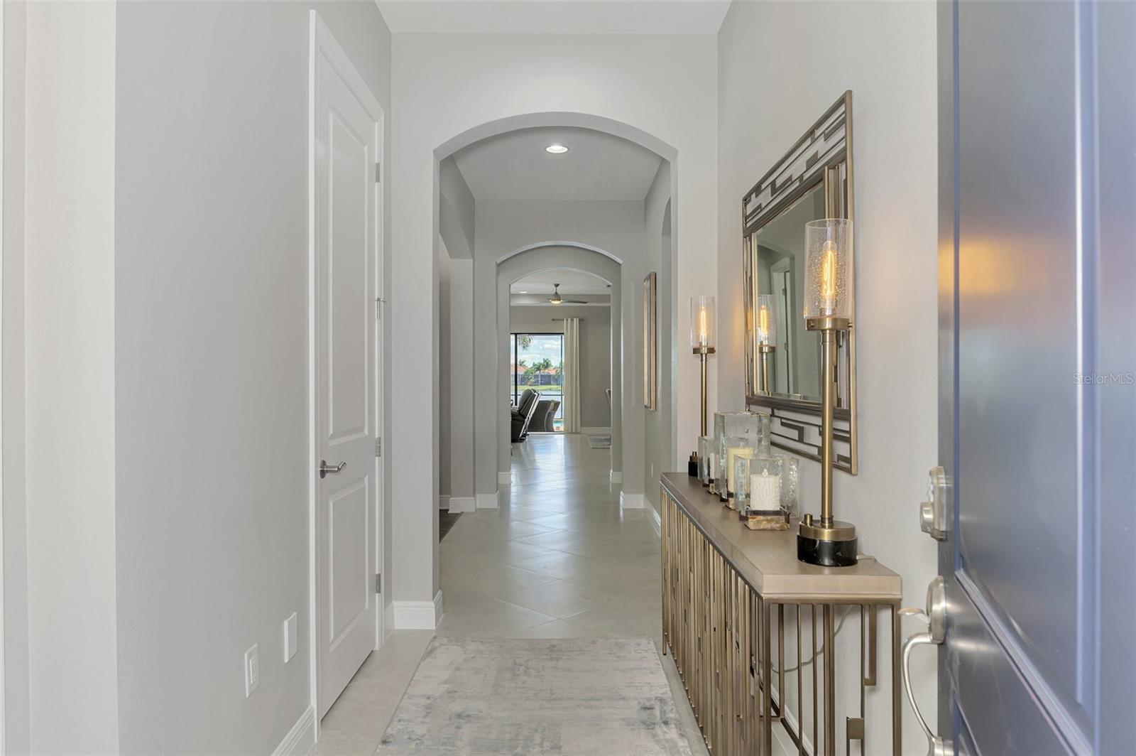 23810 WAVERLY CIR — photo 12