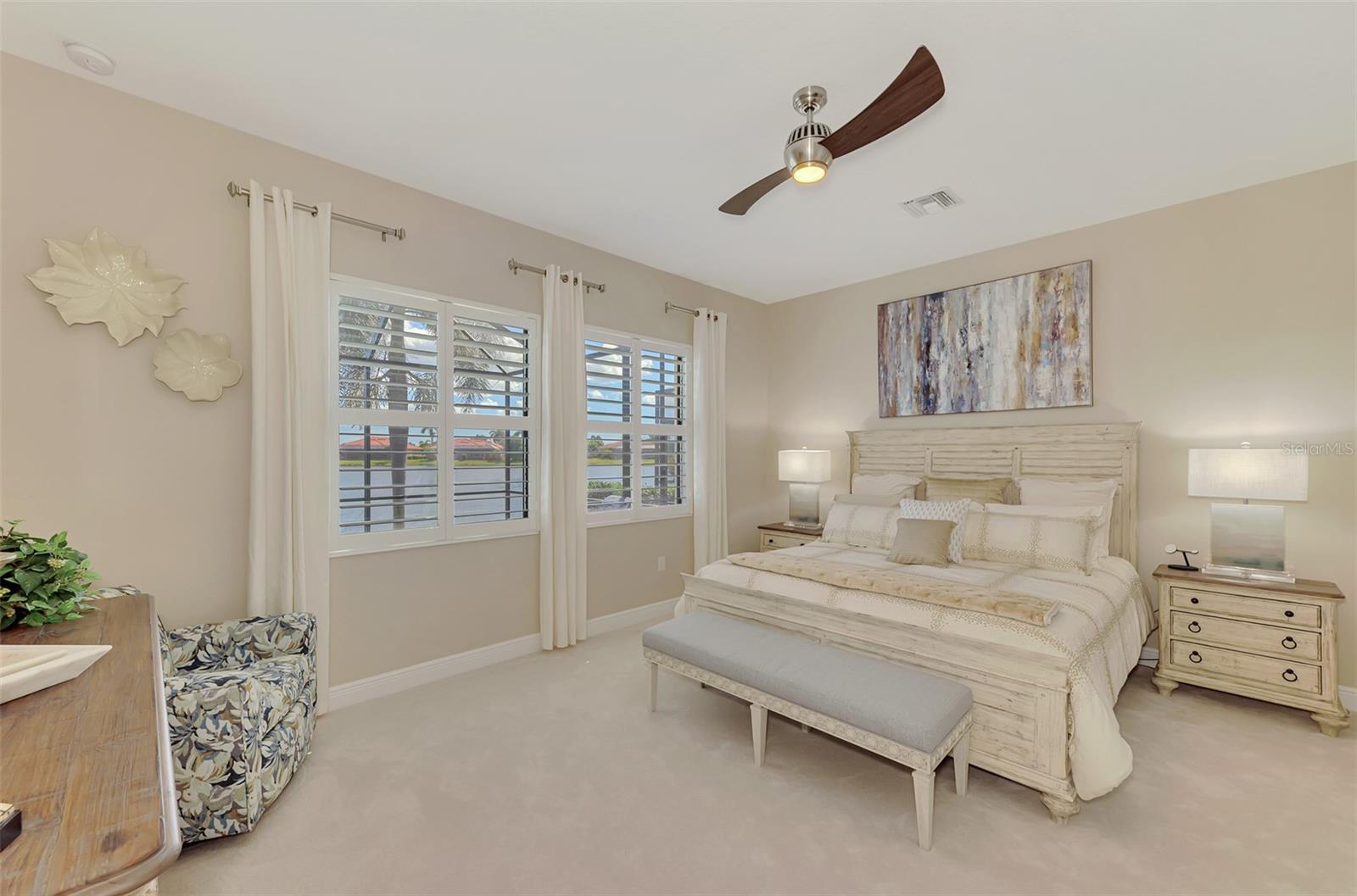 23810 WAVERLY CIR — photo 36