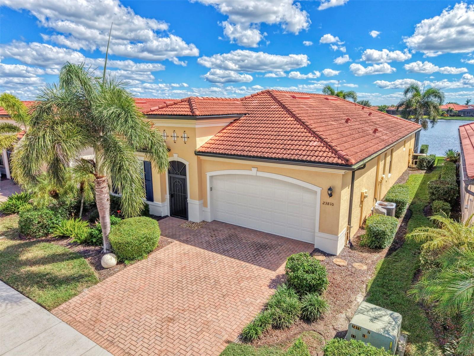 23810 WAVERLY CIR — photo 9