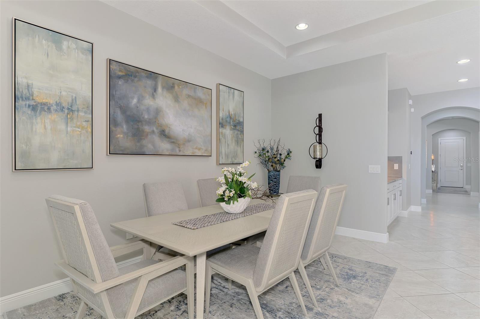 23810 WAVERLY CIR — photo 32