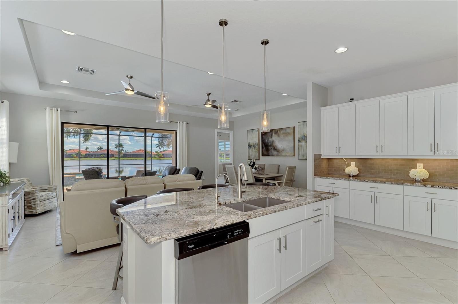 23810 WAVERLY CIR — photo 25