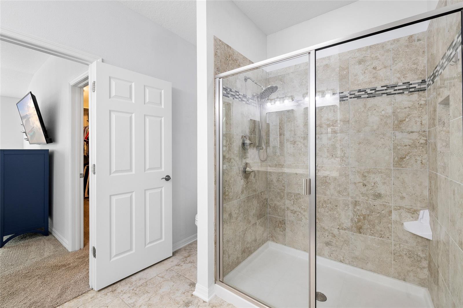 11424 CROWNED SPARROW LN — photo 29