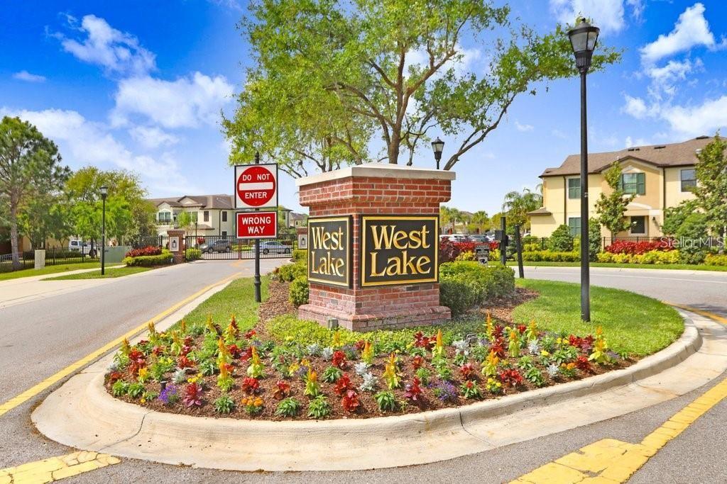 11424 CROWNED SPARROW LN — photo 47