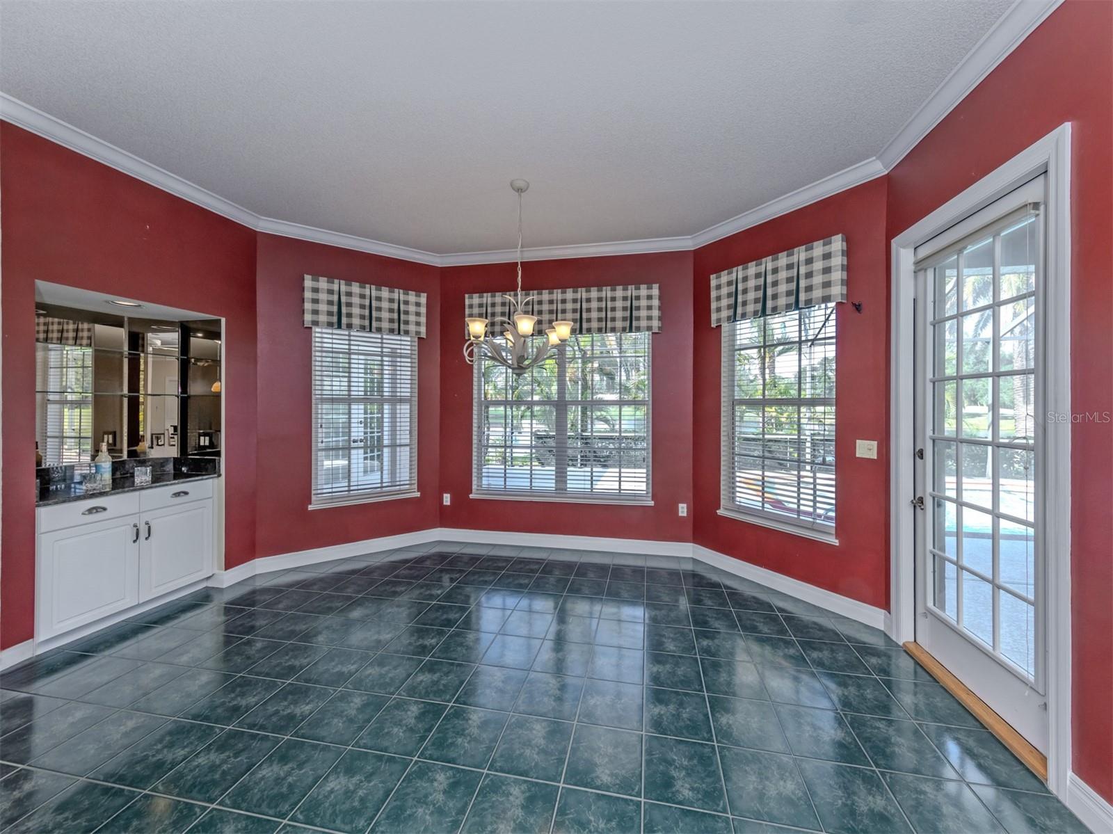 1725 ARDRY WAY — photo 12