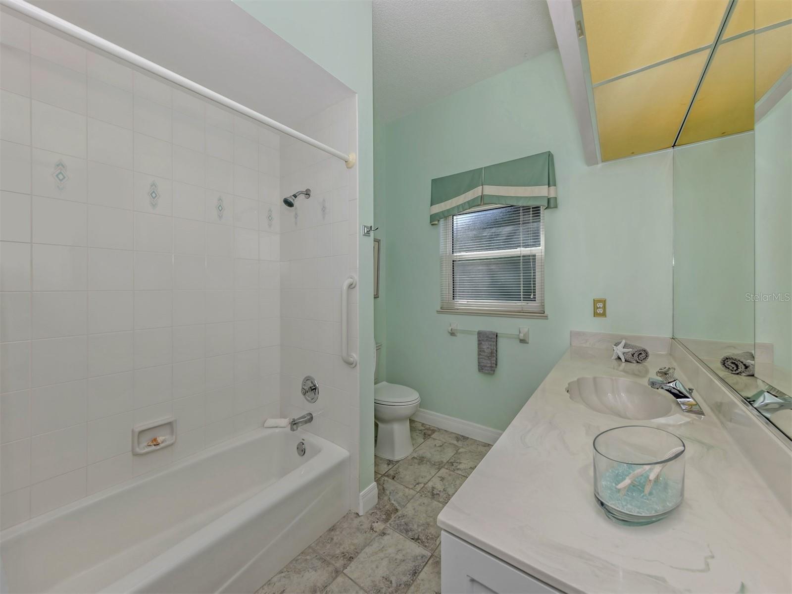 1725 ARDRY WAY — photo 20
