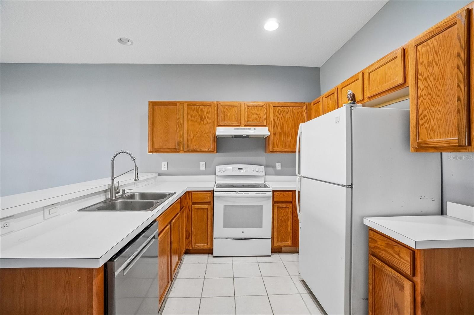6716 LAKE CAMDEN WAY — photo 14