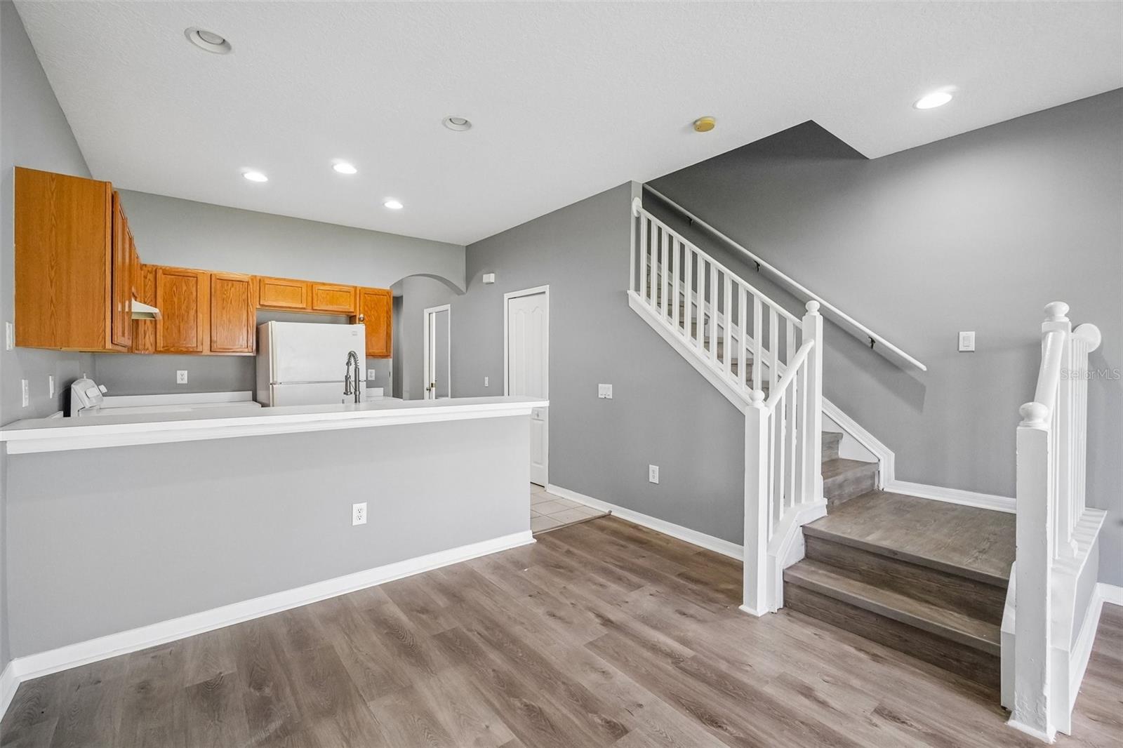 6716 LAKE CAMDEN WAY — photo 5