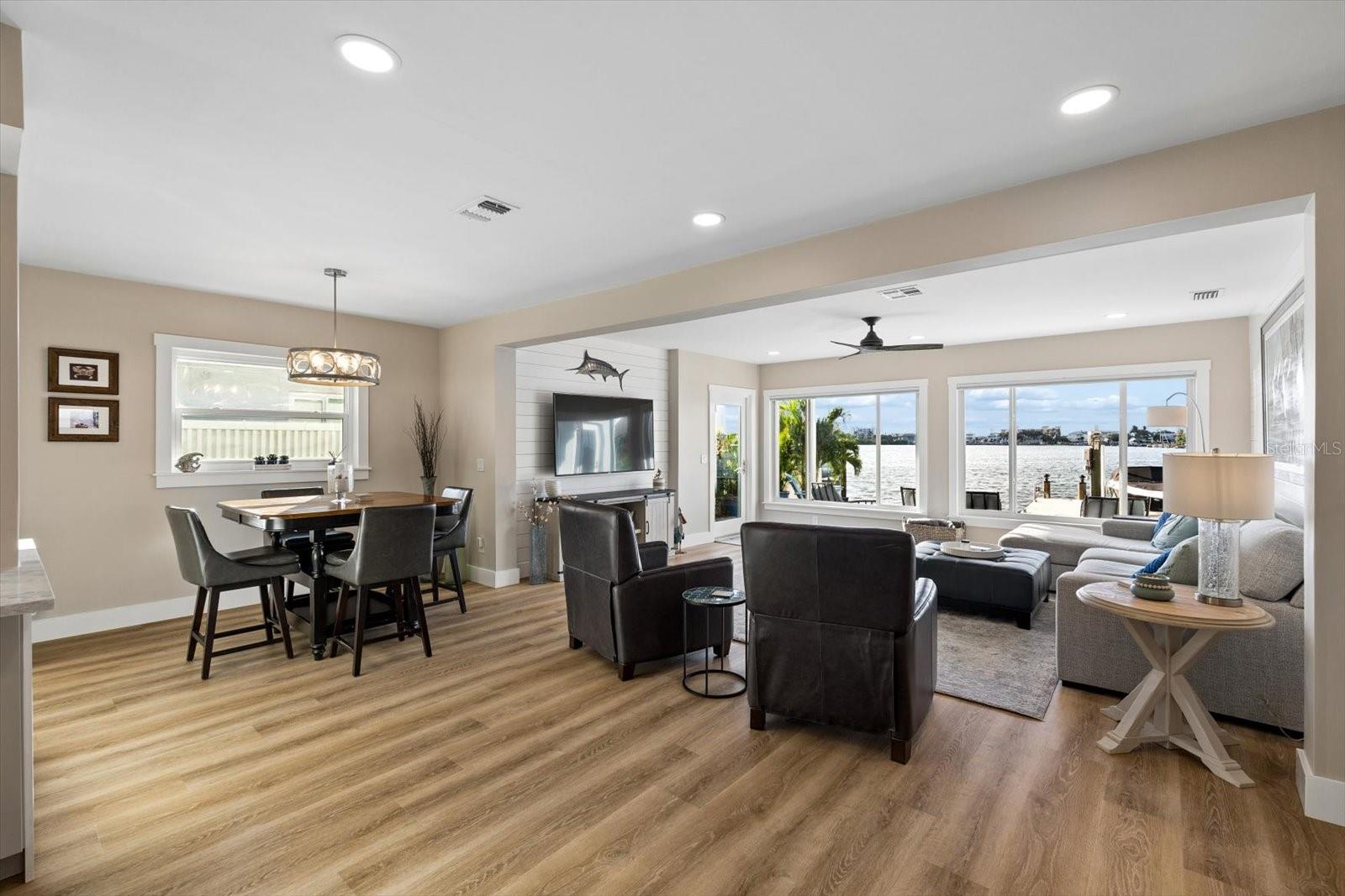112 WALL ST — photo 10