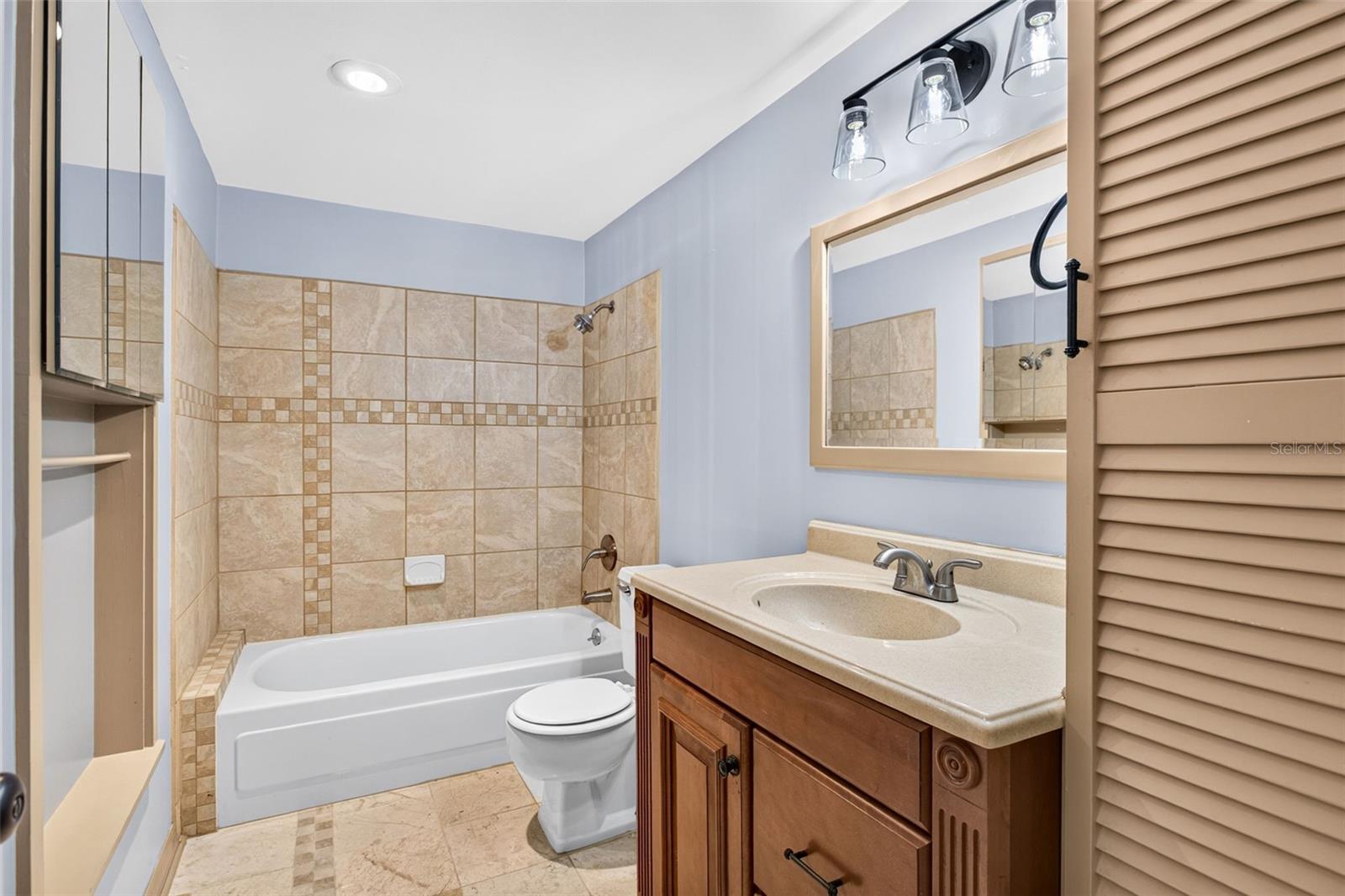 408 13TH ST SW — photo 34