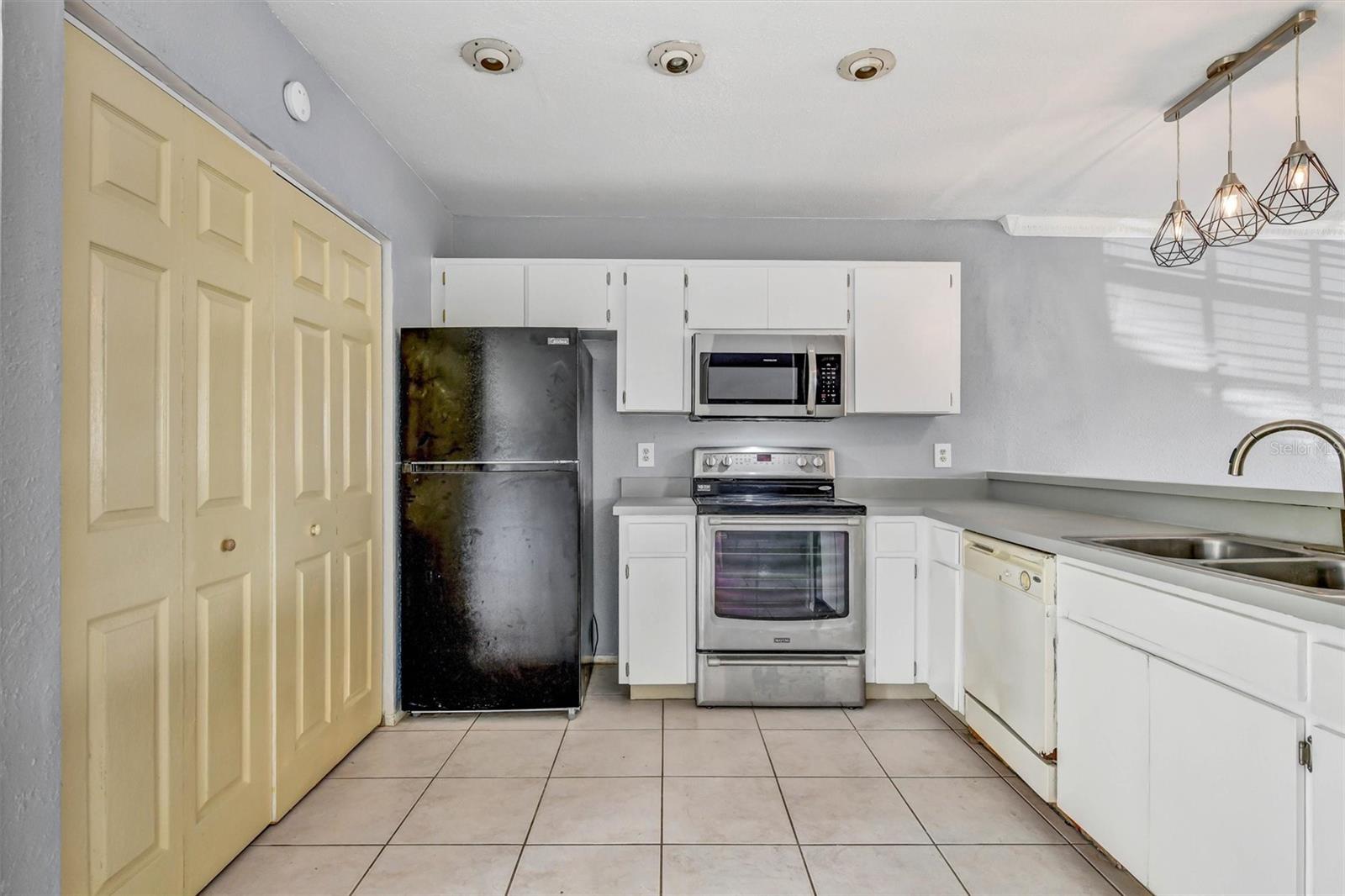 5320 ABINGER CT — photo 12