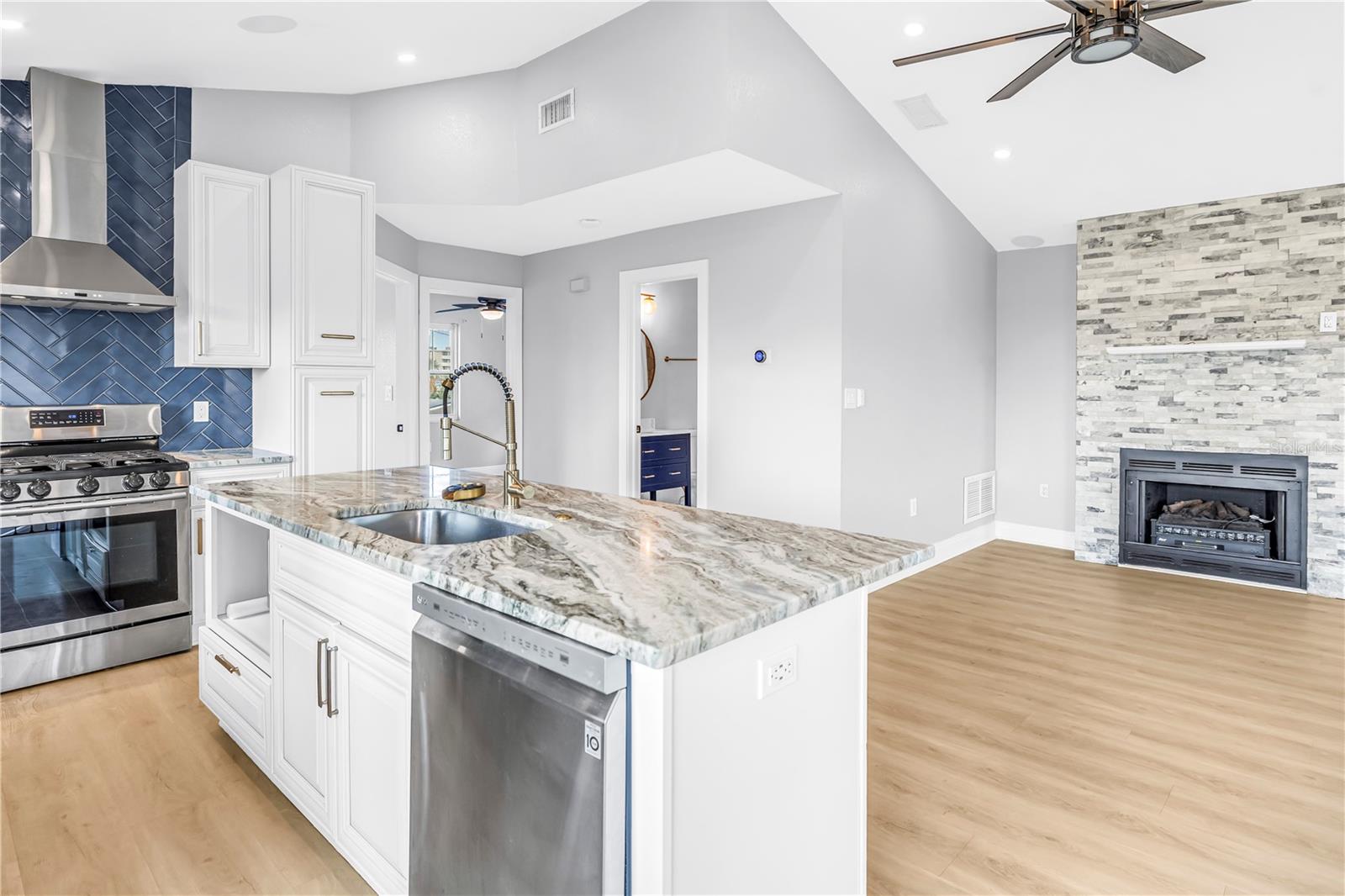 14500 N BAYSHORE DR — photo 44