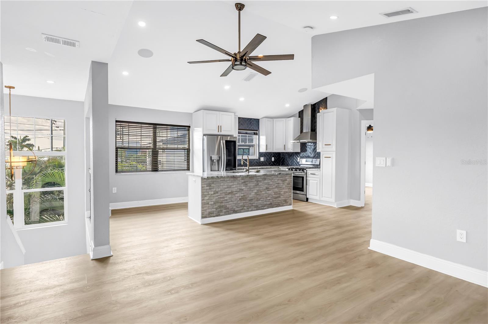 14500 N BAYSHORE DR — photo 36