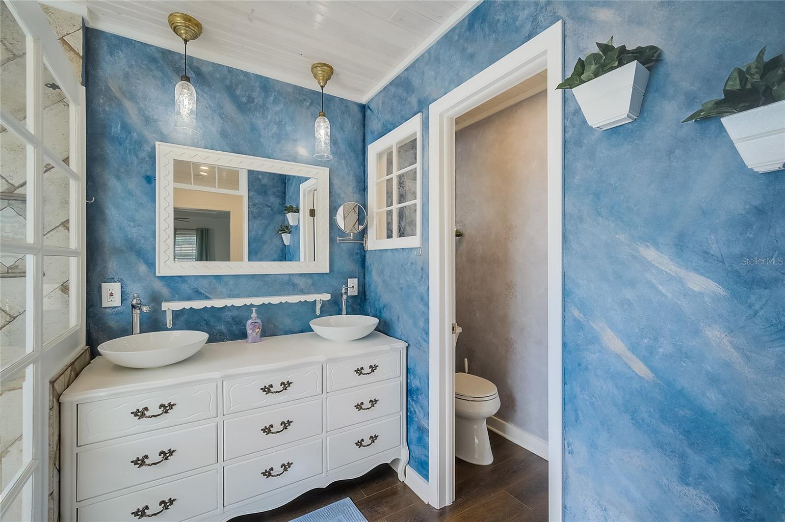 426 EAGLES NEST LN — photo 30