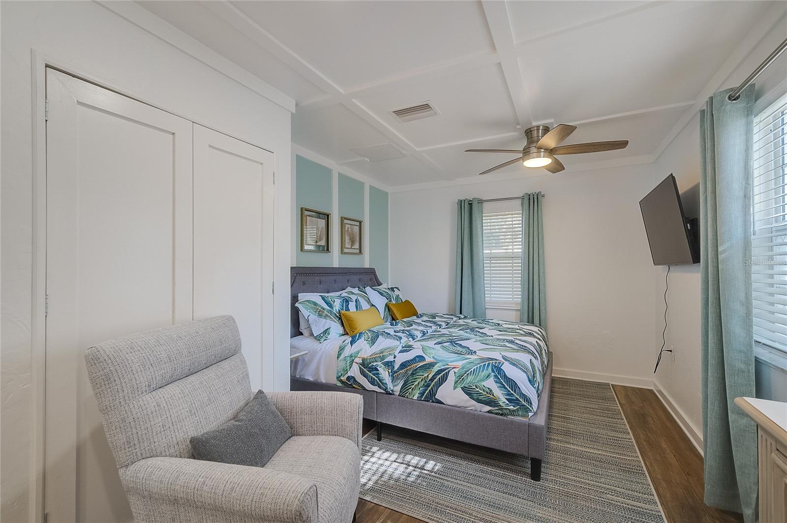 426 EAGLES NEST LN — photo 25
