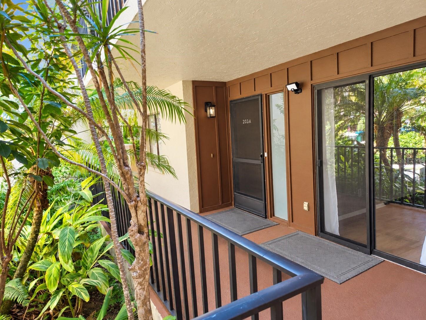 3803 SUN EAGLE LN #203 — photo 3