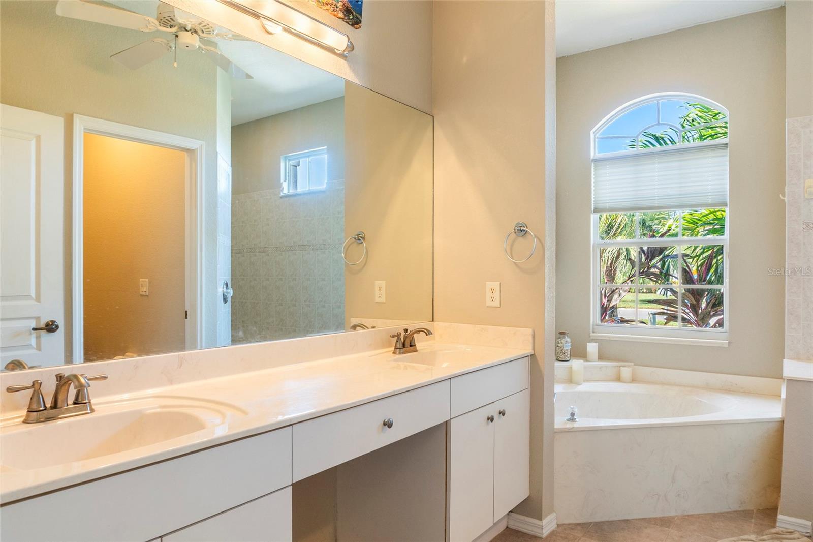 2840 PHOENIX PALM TER — photo 13