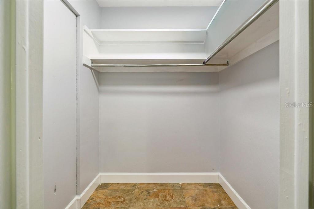 3301 SHERWOOD DR — photo 17