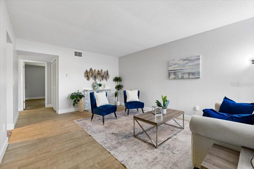 3301 SHERWOOD DR — photo 5