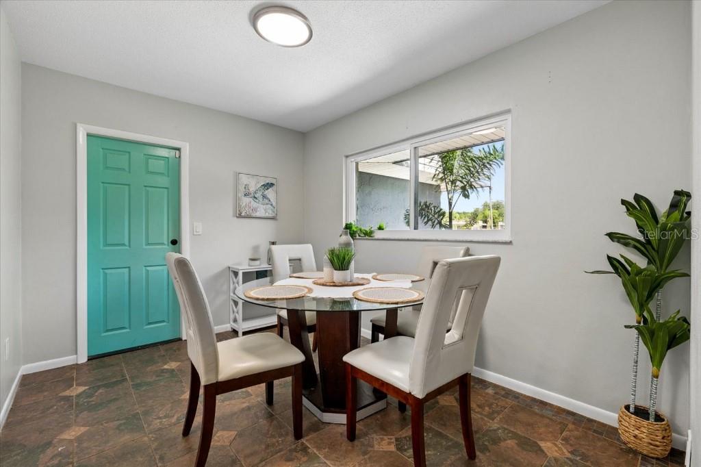 3301 SHERWOOD DR — photo 27